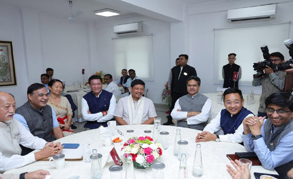 Tripura CM Dr. Manik Saha interacts with other NE CMs during interactive session of NITI Aayog.